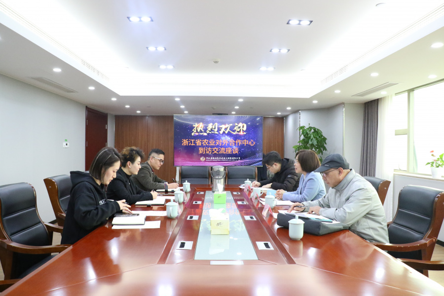 173639379872636550cu.jpg 2T2A6409.JPG